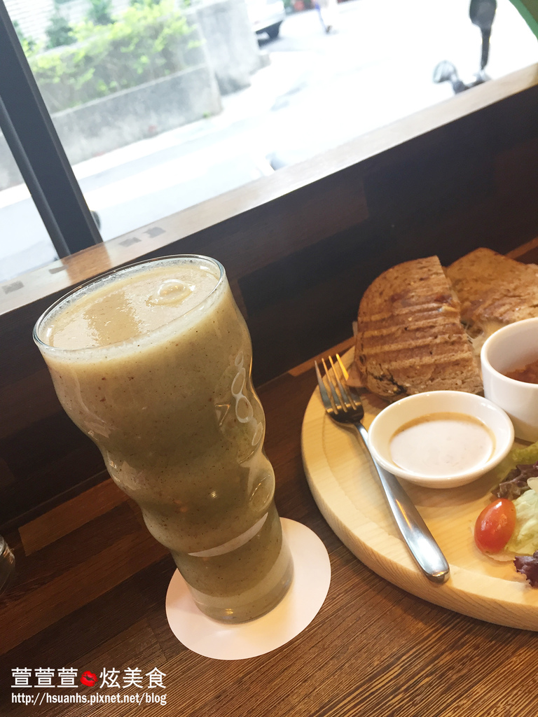 Pillow Cafe (16).JPG