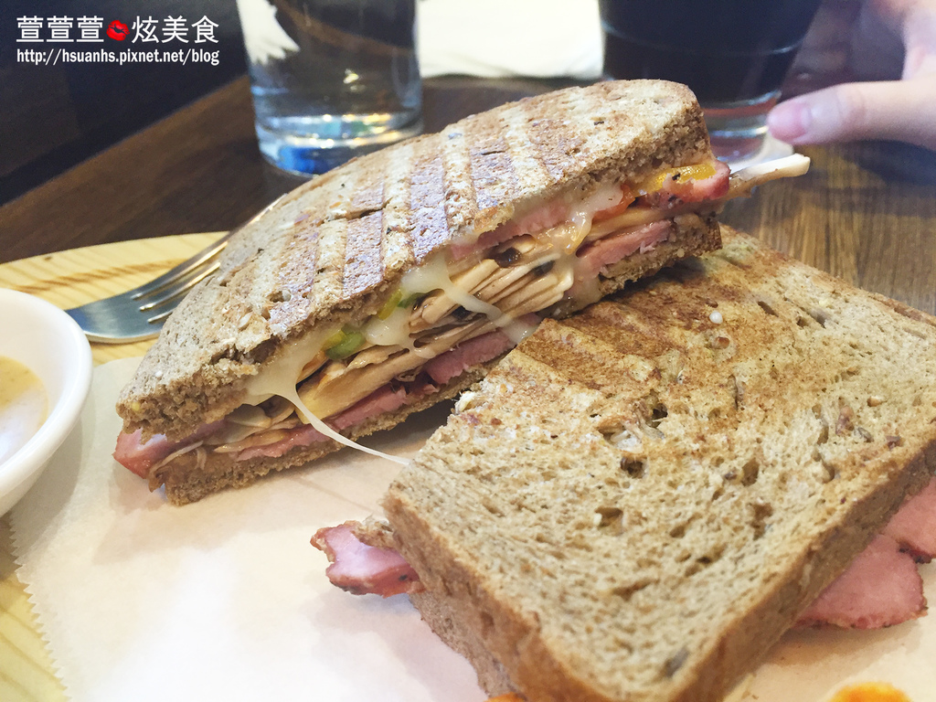 Pillow Cafe (14).JPG