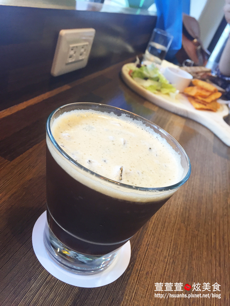 Pillow Cafe (15).JPG