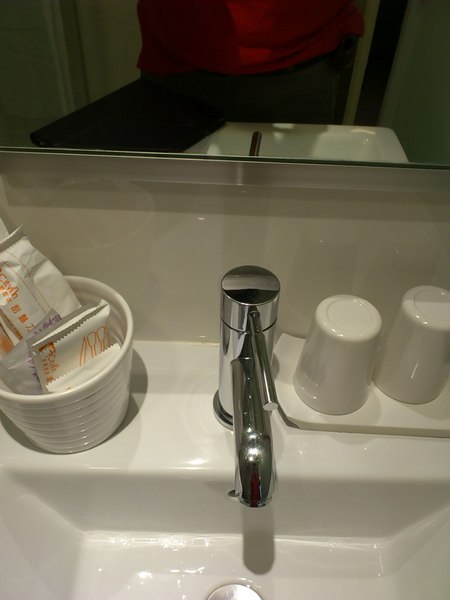 新驛旅店(台北車站二館)：[台北][住宿]新驛旅店/台北車站二館~悠遊台北方便快捷(近台北捷運站)