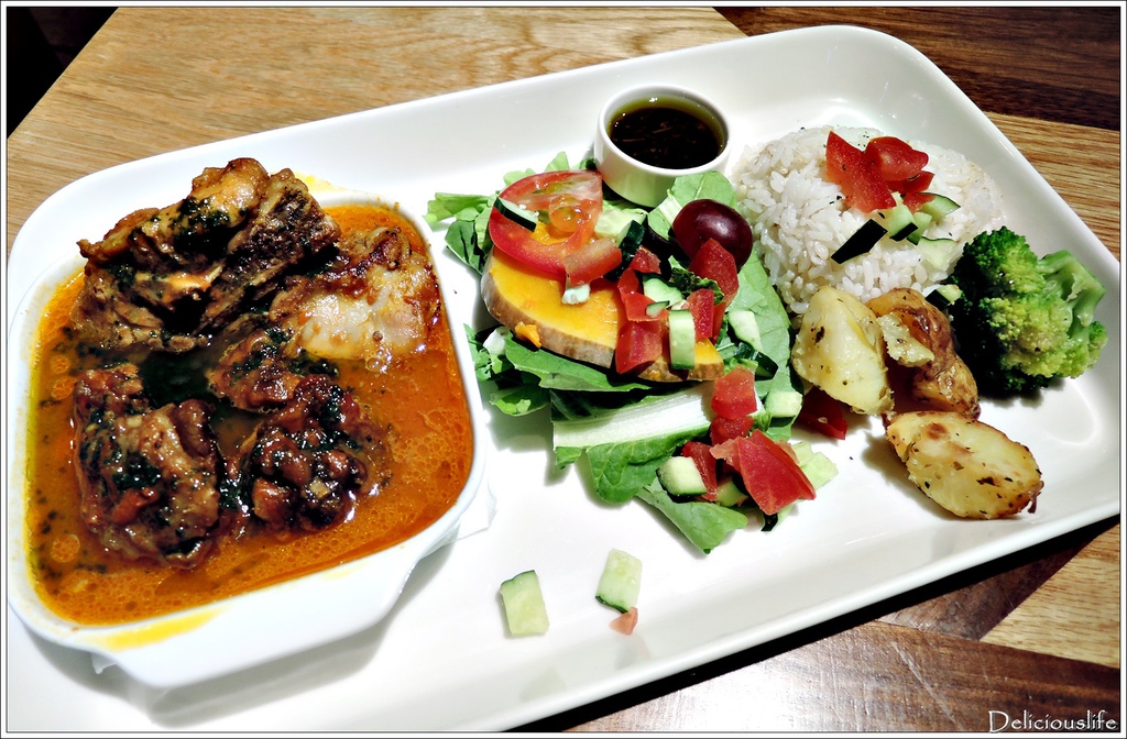 非洲花生燉雞飯300-1