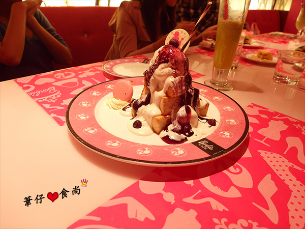 Barbie Cafe：[邀約]熔岩般蜜糖土司之粉紅芭比美食天堂