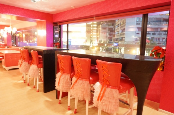 Barbie Cafe:『邀約』尖叫吧~女孩!!夢幻粉紅芭比咖啡Barbie Cafe【台北/東區】