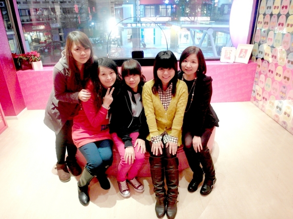 Barbie Cafe:『邀約』尖叫吧~女孩!!夢幻粉紅芭比咖啡Barbie Cafe【台北/東區】