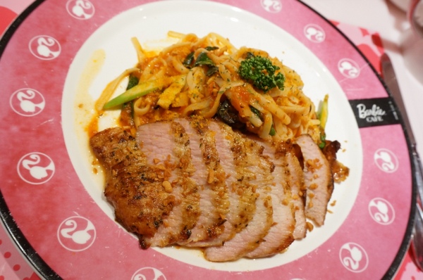 Barbie Cafe:『邀約』尖叫吧~女孩!!夢幻粉紅芭比咖啡Barbie Cafe【台北/東區】