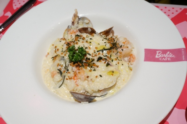 Barbie Cafe:『邀約』尖叫吧~女孩!!夢幻粉紅芭比咖啡Barbie Cafe【台北/東區】