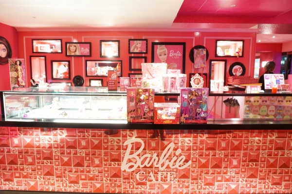 Barbie Cafe:『邀約』尖叫吧~女孩!!夢幻粉紅芭比咖啡Barbie Cafe【台北/東區】
