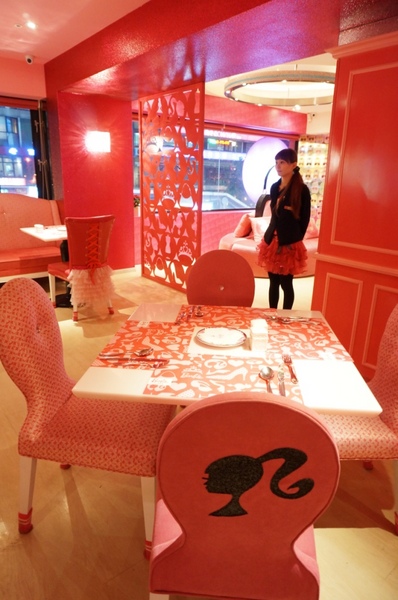 Barbie Cafe:『邀約』尖叫吧~女孩!!夢幻粉紅芭比咖啡Barbie Cafe【台北/東區】