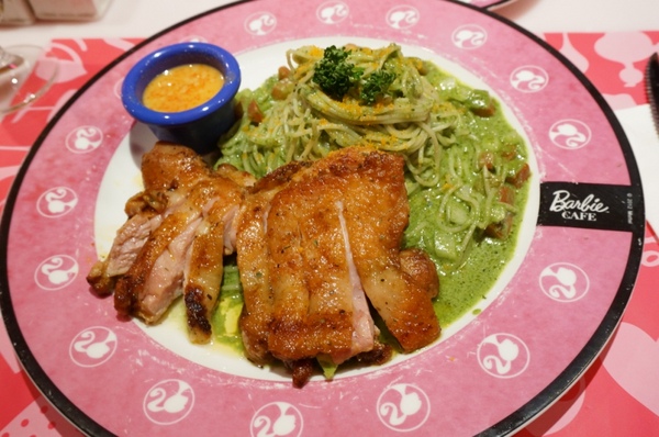 Barbie Cafe:『邀約』尖叫吧~女孩!!夢幻粉紅芭比咖啡Barbie Cafe【台北/東區】