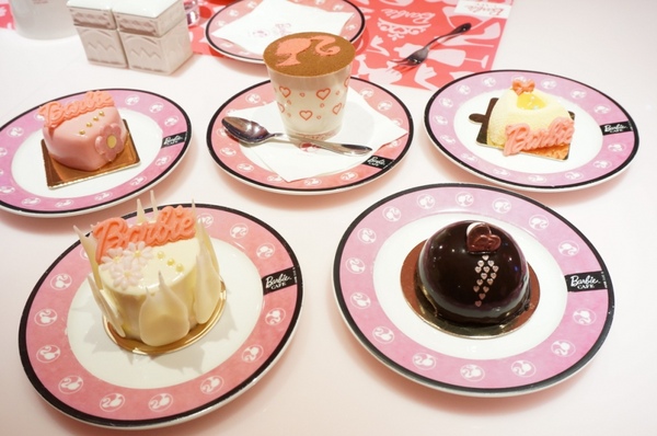 Barbie Cafe:『邀約』尖叫吧~女孩!!夢幻粉紅芭比咖啡Barbie Cafe【台北/東區】