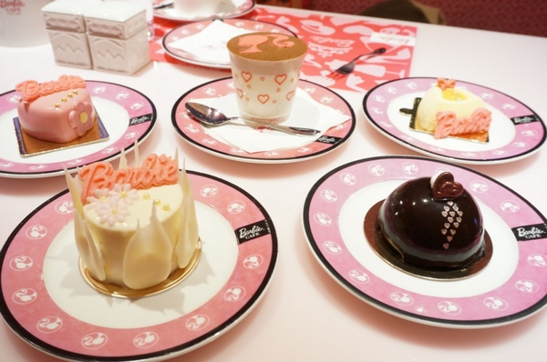 Barbie Cafe:『邀約』尖叫吧~女孩!!夢幻粉紅芭比咖啡Barbie Cafe【台北/東區】