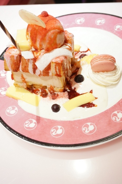 Barbie Cafe:『邀約』尖叫吧~女孩!!夢幻粉紅芭比咖啡Barbie Cafe【台北/東區】