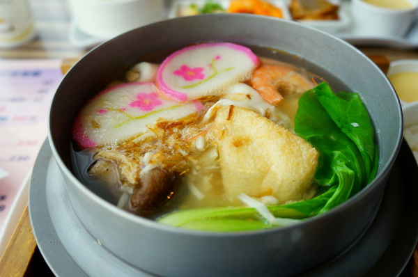 布朗迪庭園餐廳:【台北.捷運劍潭站】布朗迪咖啡館-『澎湃美味鬆餅+平價中西式餐點』