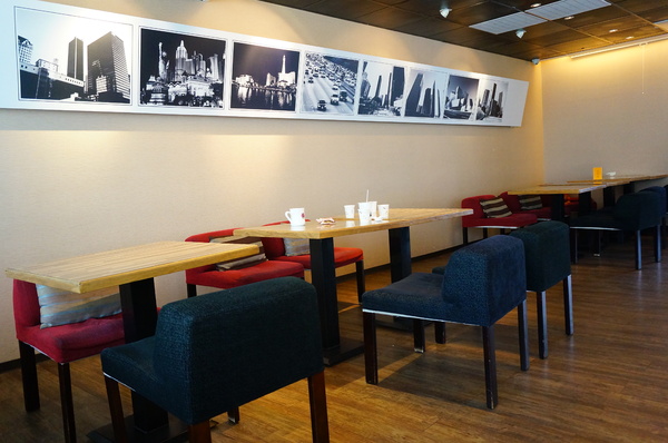 布朗迪庭園餐廳:【台北.捷運劍潭站】布朗迪咖啡館-『澎湃美味鬆餅+平價中西式餐點』