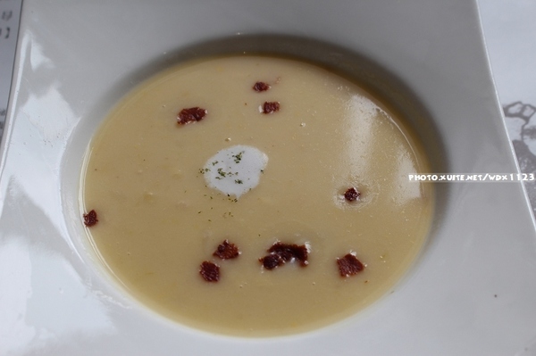 凱恩斯岩燒餐廳(公益二店)：凱恩斯岩燒餐廳(公益店)✪主餐讓我們小失望~103.05.16