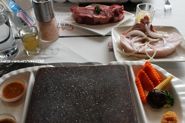 凱恩斯岩燒餐廳(公益二店)：凱恩斯岩燒餐廳(公益店)✪主餐讓我們小失望~103.05.16