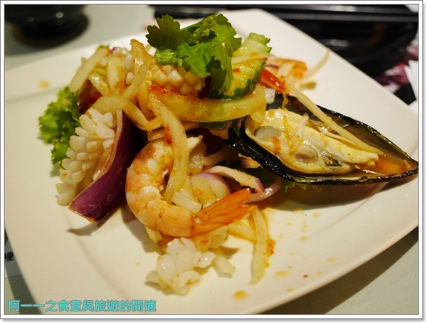 食尚曼谷Fashion Bangkok：台北士林 FB食尚曼谷～來老屋吃泰式料理，就在士林夜市裡!!