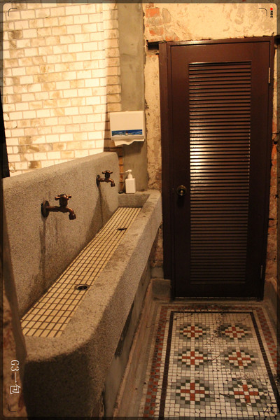 食尚曼谷Fashion Bangkok：士林夜市巷弄內的老屋新力泰式餐廳『食尚曼谷Fashion Bangkok』