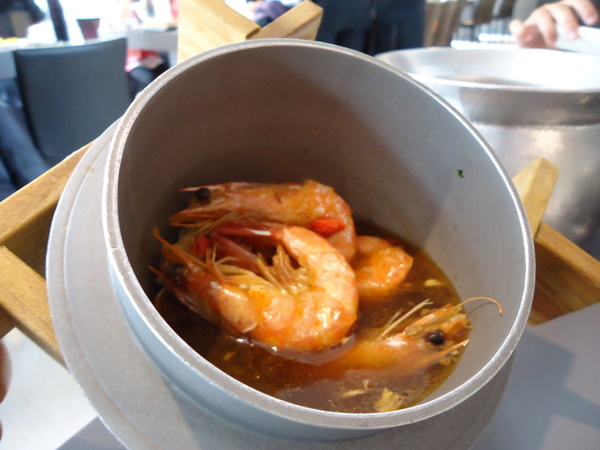 爭蝦吃到飽:《台中●爭蝦吃到飽》蝦子吃到飽好過癮之我在爭蝦吃到飽!!!