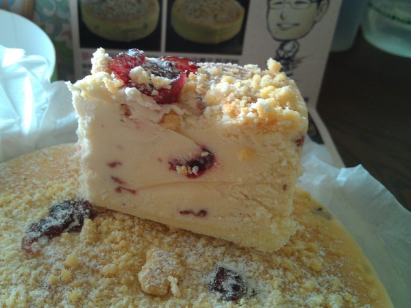 雄爸鴉片坊:丞食團購 - 雄爸鴉片坊 濃郁重乳酪蛋糕 + 牛軋糖軟硬很恰當