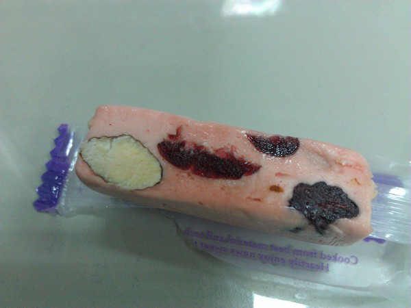 雄爸鴉片坊:丞食團購 - 雄爸鴉片坊 濃郁重乳酪蛋糕 + 牛軋糖軟硬很恰當