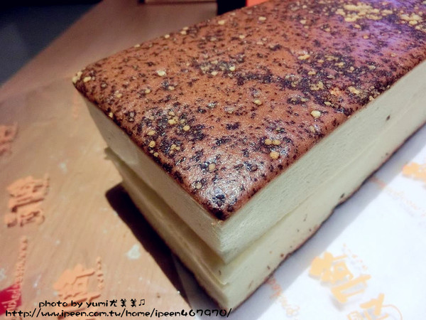 御見輕烘焙：【邀稿】《乳酪控請注意》New!最強大團購美食→帕瑪森鹹乳酪+輕乳酪征服你味蕾@御見輕烘焙