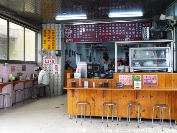 阿忠豆菜麵：【美食特搜。台南新營區】阿忠豆菜麵。扁平略薄的涼麵條 新營在地清新風味