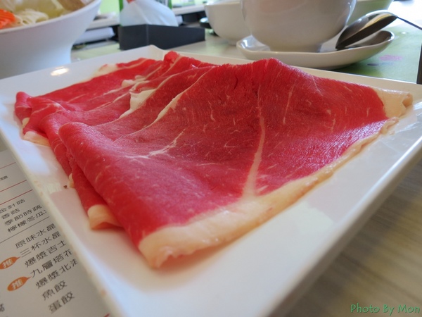 石二鍋(桃園店)：食ｉｎ桃園。想吃請早．請排隊【石二鍋–南平店】