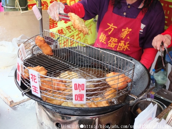 方家雞蛋酥:【美食特搜。高雄三民區】方家雞蛋酥。欲罷不能酥脆口感 56年下午茶甜點老店