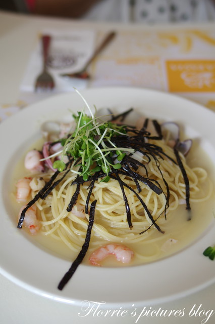 La Pasta義大利麵屋(南西店):台北中山區美食~LA PASTA義大利麵屋(南西店)~終於找到小俞偏好的清淡派義大利麵了