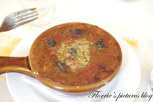 La Pasta義大利麵屋(南西店):台北中山區美食~LA PASTA義大利麵屋(南西店)~終於找到小俞偏好的清淡派義大利麵了