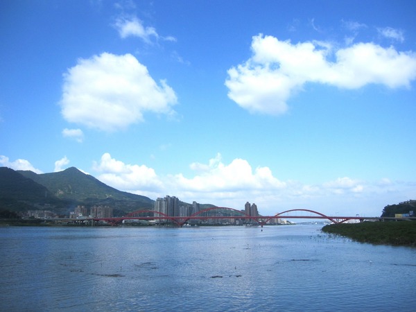 大稻埕碼頭：藍色公路微旅行 : 大稻埕碼頭-關渡碼頭   淡水河渡輪遊