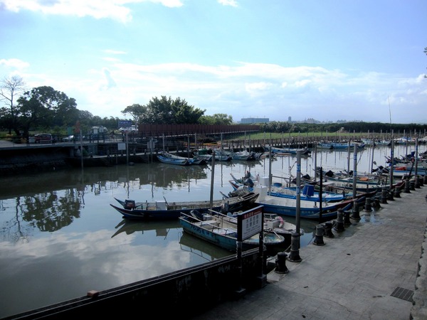 大稻埕碼頭：藍色公路微旅行 : 大稻埕碼頭-關渡碼頭   淡水河渡輪遊