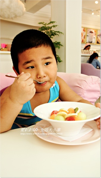 天糖時尚燉奶甜品:【食記/台北市】少女中超夢幻下午茶餐廳