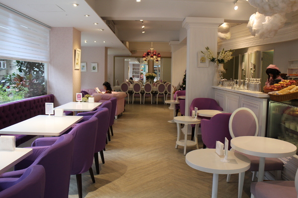 天糖時尚燉奶甜品:燕窩.女孩們的最愛『天糖時尚燉奶甜品』晴光商圈/中山北路