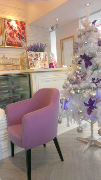 天糖時尚燉奶甜品：[食]天糖時尚燉奶甜品 女孩的粉紅心