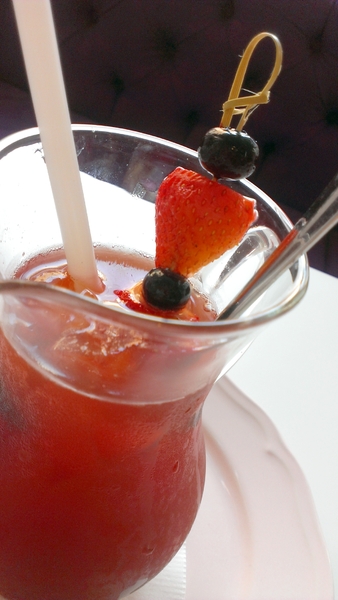 天糖時尚燉奶甜品：[食]天糖時尚燉奶甜品 女孩的粉紅心