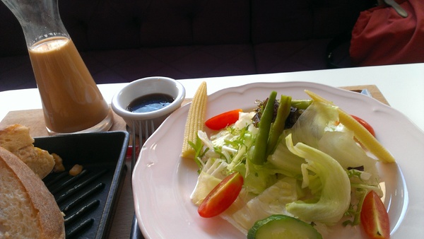 天糖時尚燉奶甜品：[食]天糖時尚燉奶甜品 女孩的粉紅心