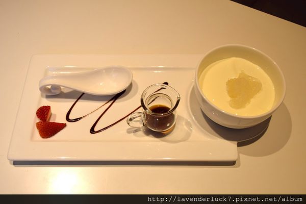天糖時尚燉奶甜品：♥天糖時尚燉奶甜品--養顏午茶時光