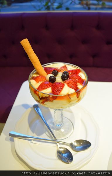 天糖時尚燉奶甜品：♥天糖時尚燉奶甜品--養顏午茶時光