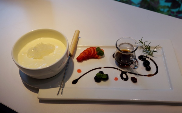 天糖時尚燉奶甜品：[中山國小]天糖時尚燉奶甜品：中西創意精緻燉奶/三明治/鬆餅/飲品