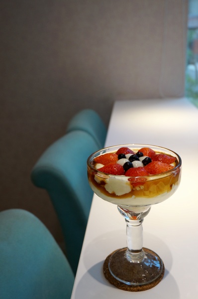 天糖時尚燉奶甜品：[中山國小]天糖時尚燉奶甜品：中西創意精緻燉奶/三明治/鬆餅/飲品