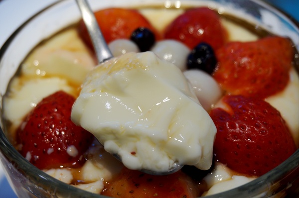 天糖時尚燉奶甜品：[中山國小]天糖時尚燉奶甜品：中西創意精緻燉奶/三明治/鬆餅/飲品