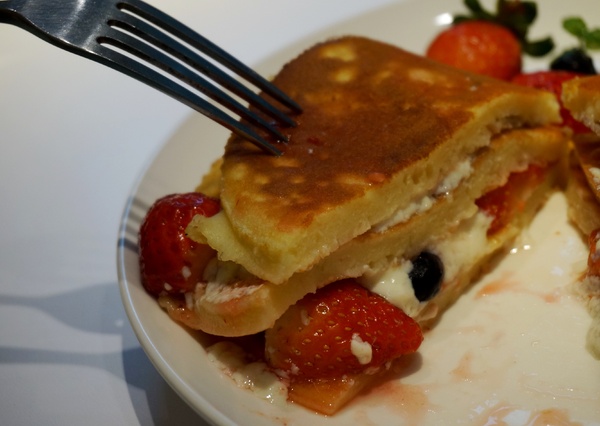 天糖時尚燉奶甜品：[中山國小]天糖時尚燉奶甜品：中西創意精緻燉奶/三明治/鬆餅/飲品