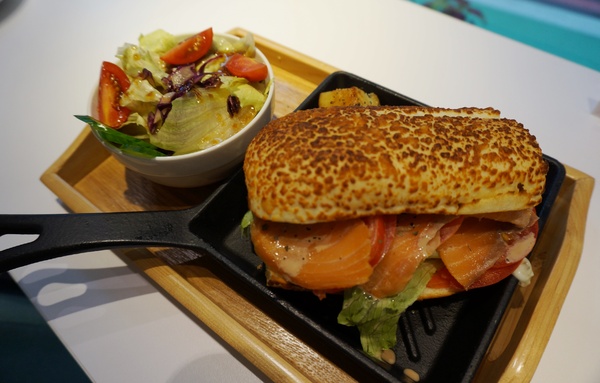 天糖時尚燉奶甜品：[中山國小]天糖時尚燉奶甜品：中西創意精緻燉奶/三明治/鬆餅/飲品