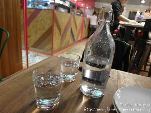 Howfun 好飯食堂：《口碑券。十五彈》西班牙風味~鎖在這精華鍋飯裡！【Howfun-好飯食堂】