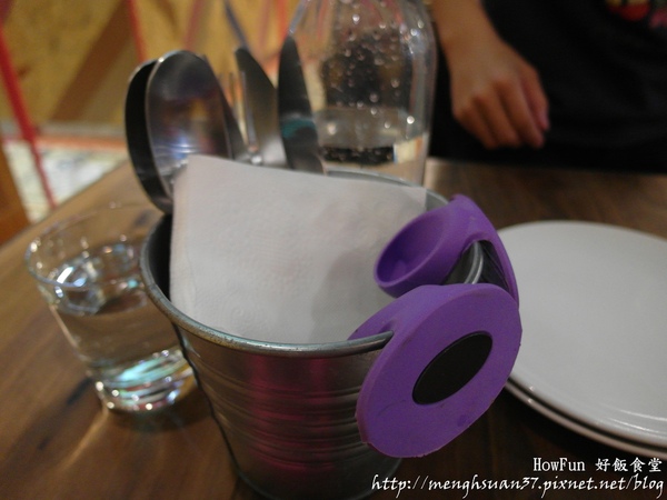 Howfun 好飯食堂：《口碑券。十五彈》西班牙風味~鎖在這精華鍋飯裡！【Howfun-好飯食堂】