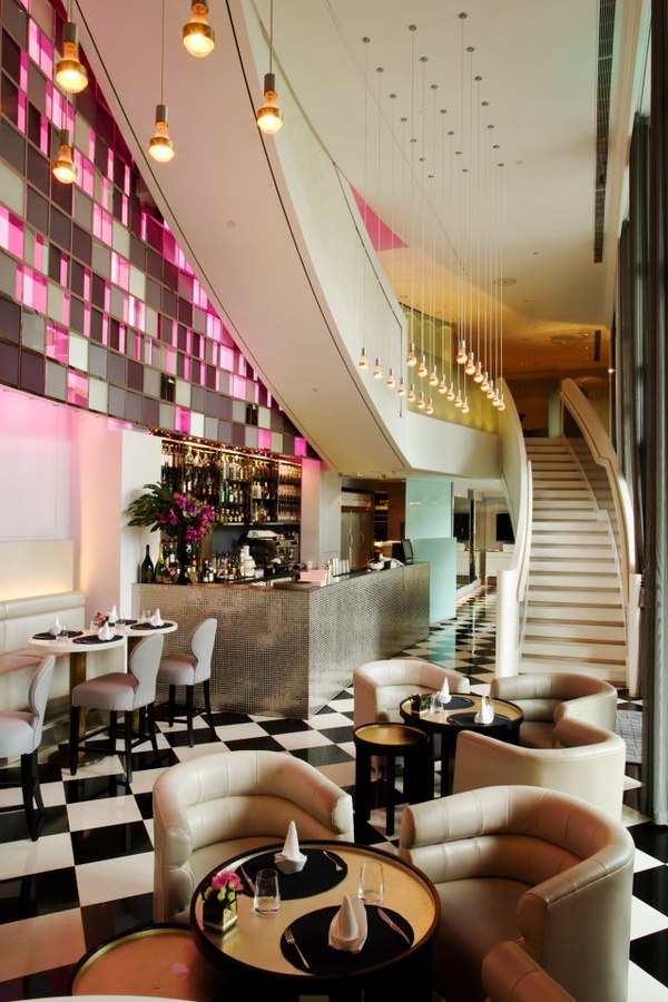 bar & restaurant a³ 新義式餐廳:午茶時光*貴婦百貨裡的貴婦午茶-bar & restaurant a³