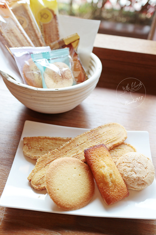 Banbi217 美食旅遊: Amo阿默典藏蛋糕,試吃新品彌月喜餅送禮法式甜點Bramo系列(土城捷運永寧站下午茶,宅配甜點)[邀約]