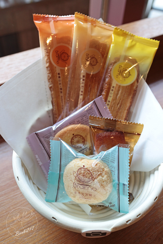 Banbi217 美食旅遊: Amo阿默典藏蛋糕,試吃新品彌月喜餅送禮法式甜點Bramo系列(土城捷運永寧站下午茶,宅配甜點)[邀約]